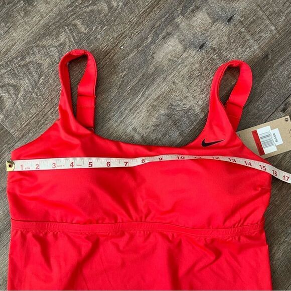 Nike Swim Essential Scoopneck Tankini Top-Size Large - Picture 6 of 7